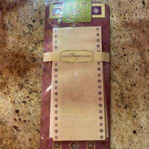 Vintage Pictura Premiere Collection Elegant Purple and Gold Magnetic Notepad NWT
